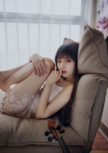 欧美19岁女演员_BD英语电影全集观看