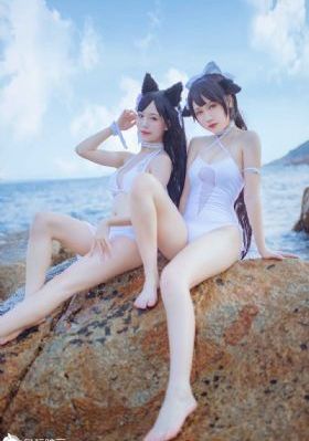 欧美美女自脱内衣视频_HD在线播放