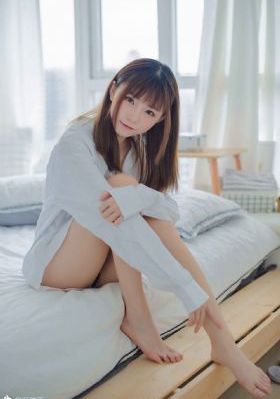 国产航母下水关键时刻_高清在线观看